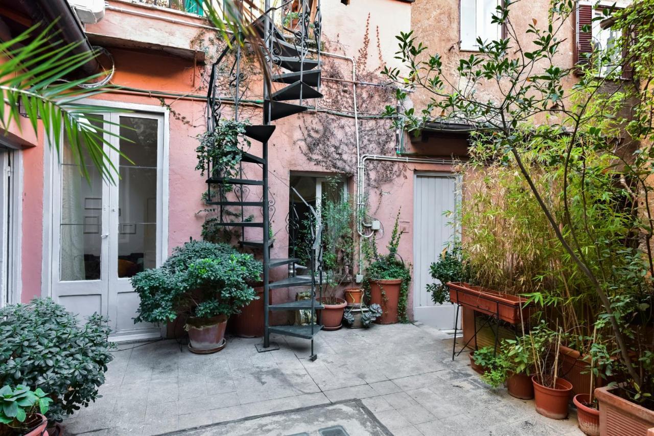 Apartmán Monti Secret Garden Řím Exteriér fotografie